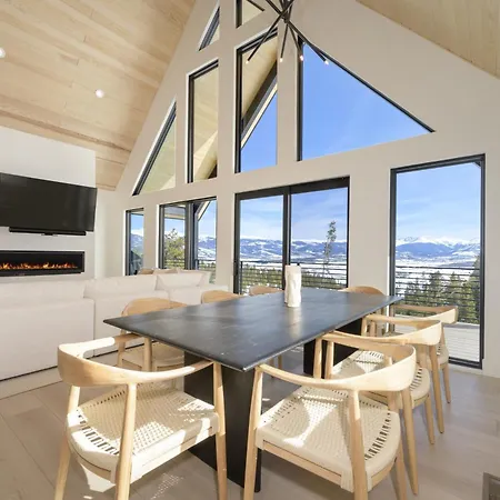 Sky House Chalet
